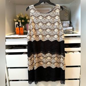 Jessica Simpson Lace Panel Shift Dress Beige and Black